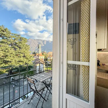 Free Parking - Elegant Two-bedroom With Balcony Daire Cernobbio