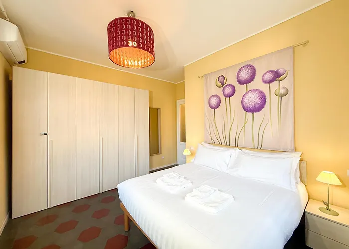 Free Parking - Elegant Two-bedroom With Balcony * Cernobbio