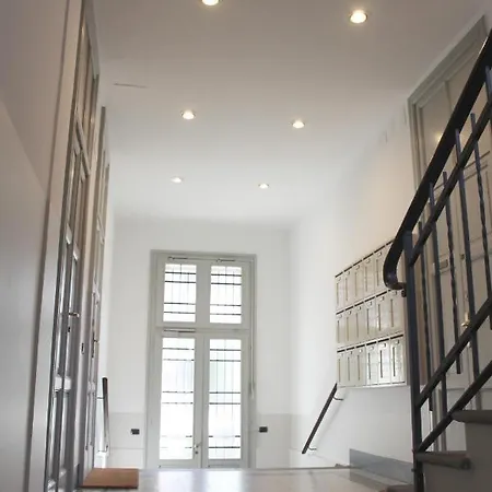 Free Parking - Elegant Two-bedroom With Balcony 切尔诺比奥